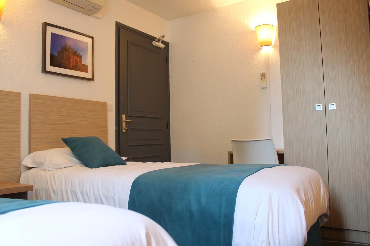 Hotel Le Blason アンボワーズ エクステリア 写真
