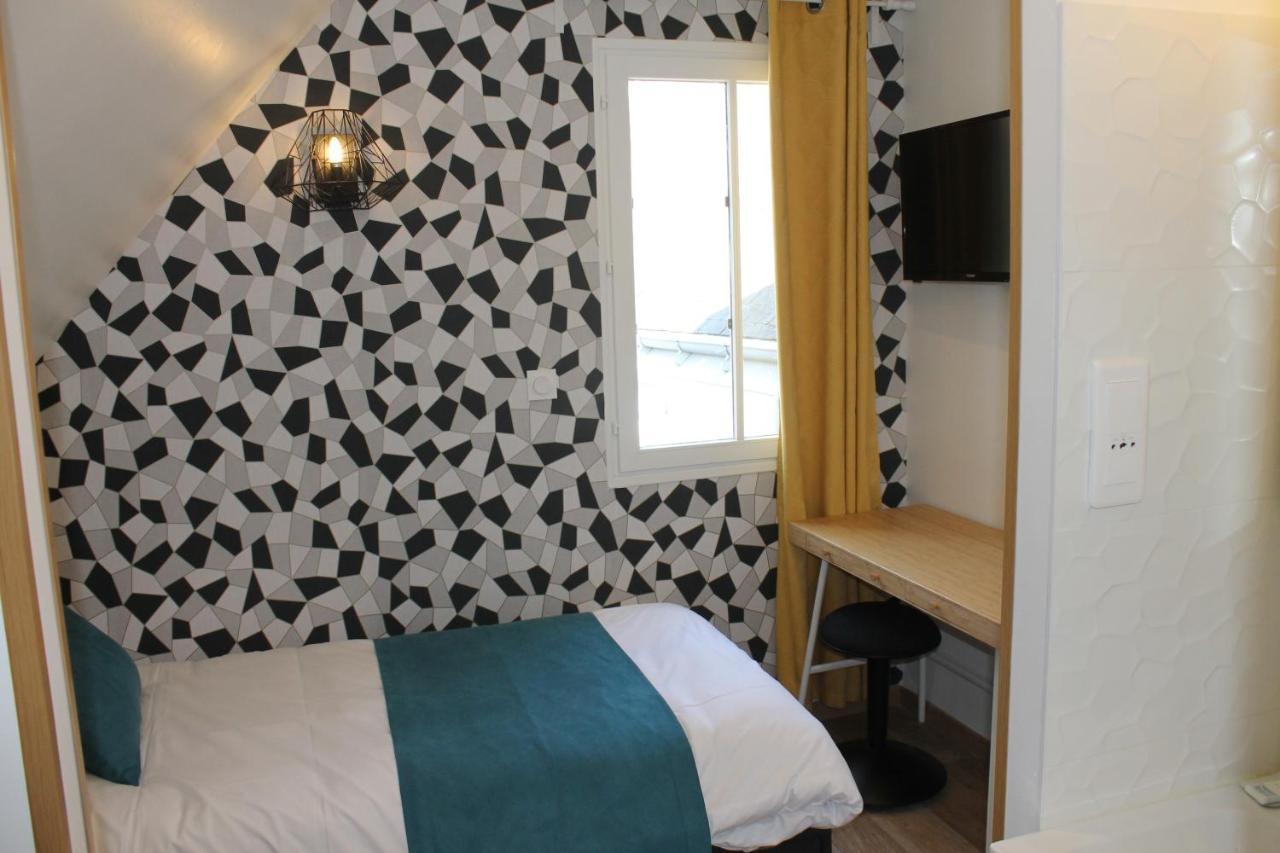 Hotel Le Blason アンボワーズ エクステリア 写真