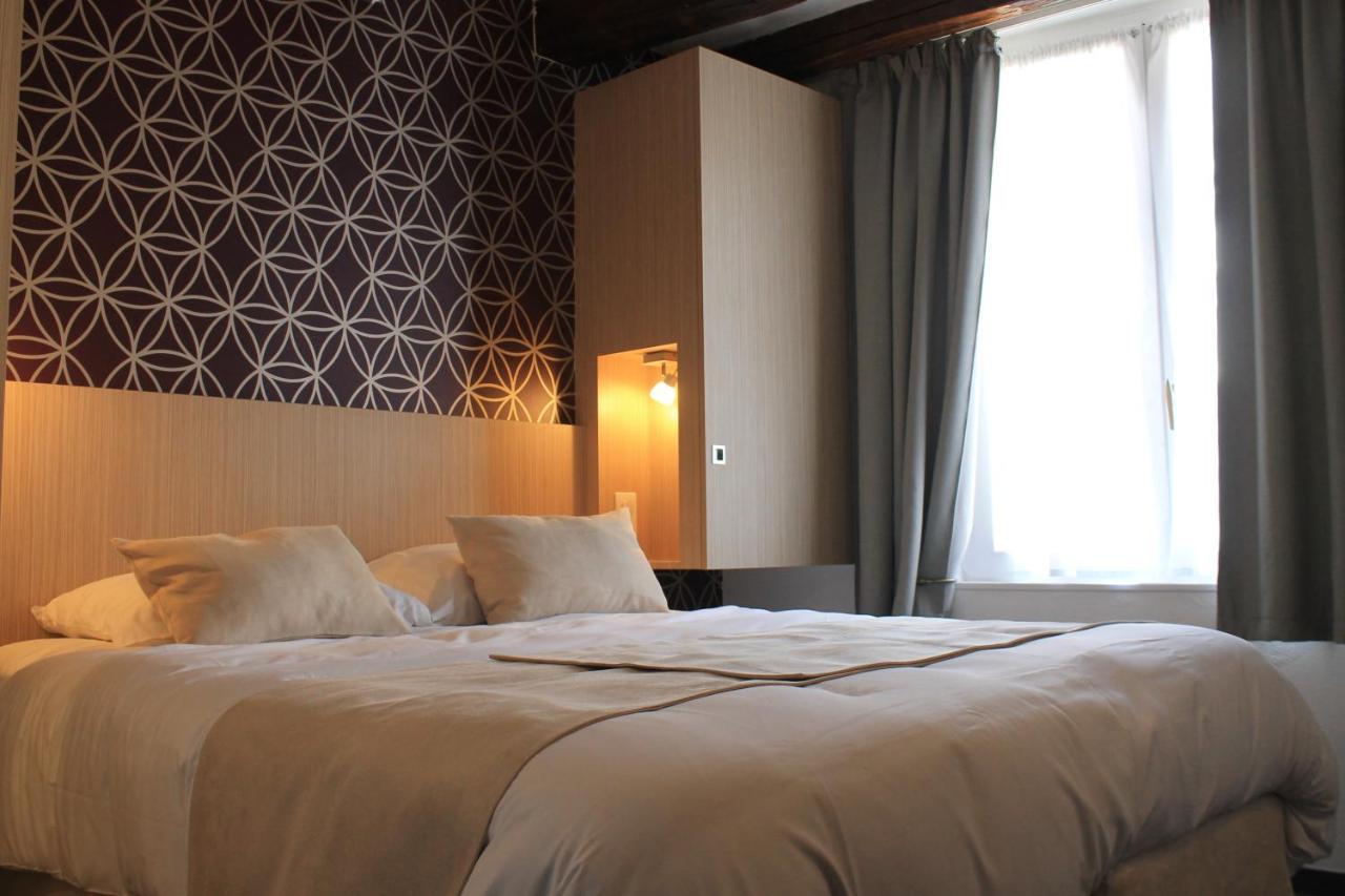 Hotel Le Blason アンボワーズ エクステリア 写真