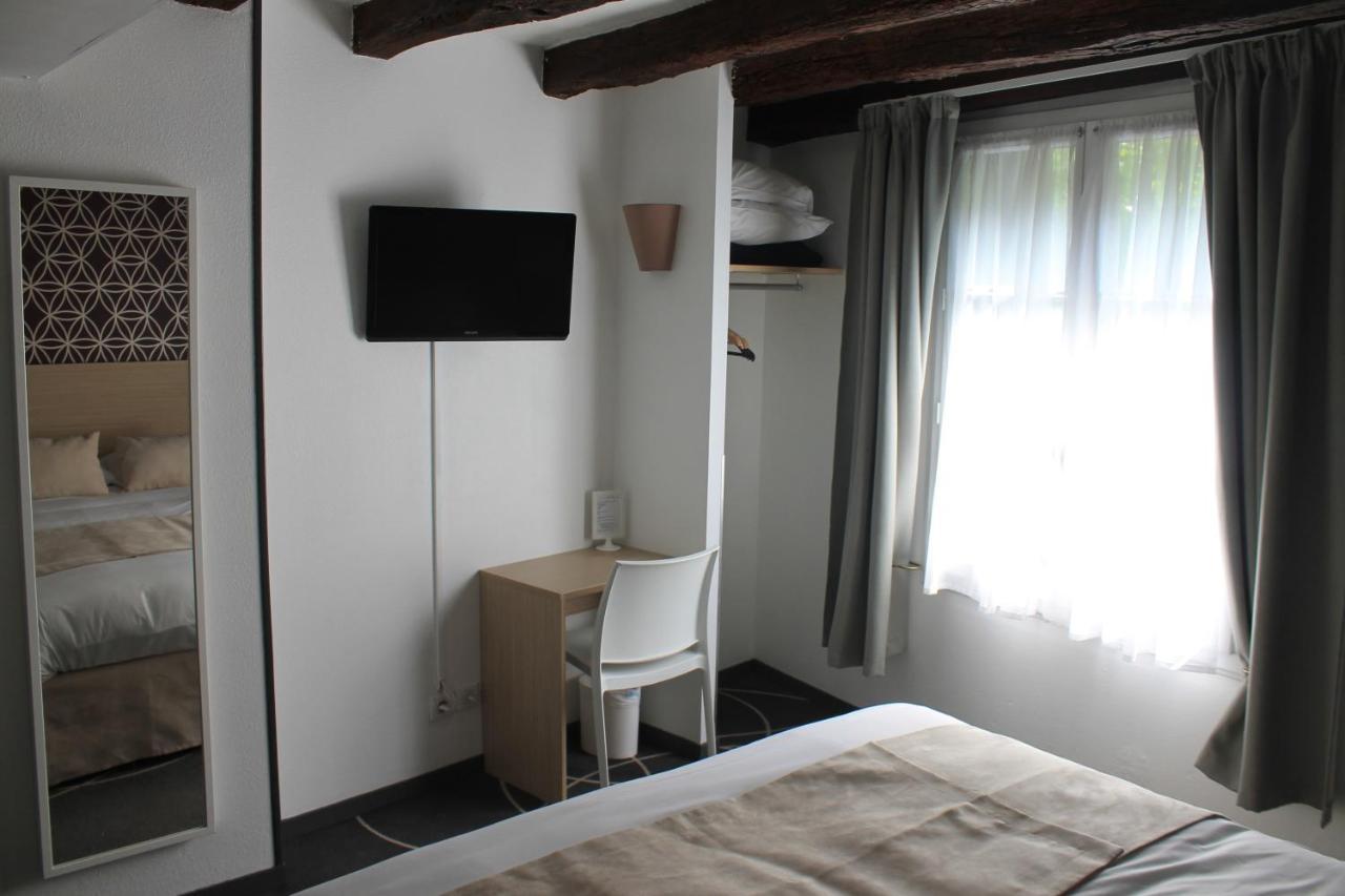 Hotel Le Blason アンボワーズ エクステリア 写真